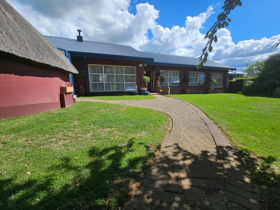 5 Bedroom Property for Sale in Panorama Free State